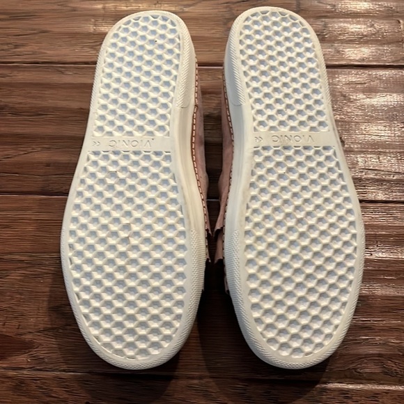Vionic Mahalo Pink Suede Slip on Sneakers Size 5 - Picture 4 of 9